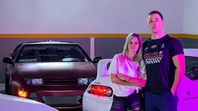 En foto: Yae Berta (nieta del legendario Oreste Berta) y Lucas Gerber, el dúo que pone la Fortaleza a rugir desde 2021 con el Car Meet Experience.