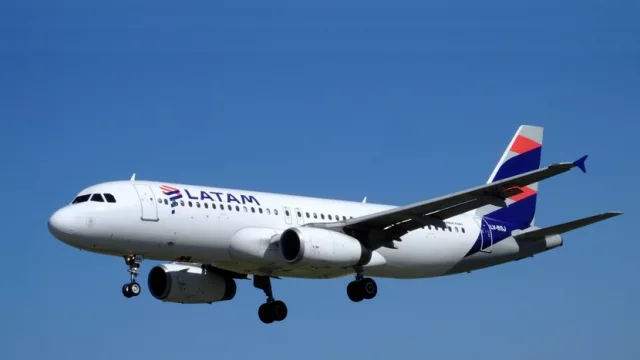 Latam presenta su nuevo modelo de negocio en Argentina (tarifas Promo, Light, Plus y Top)