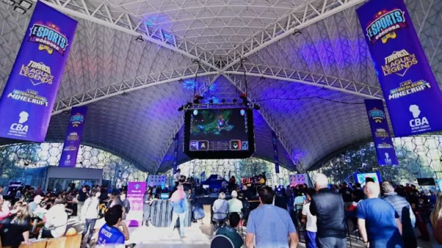 Más de 1.000 jugadores, en representación de más de 500 equipos, competirán de manera
virtual.