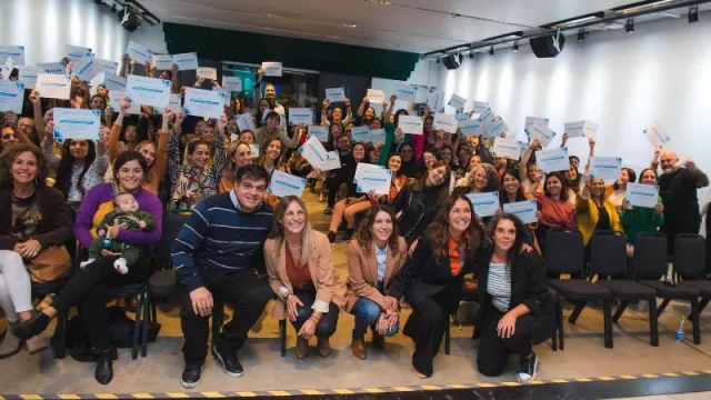 Córdoba Emprendedora y la Siglo 21 reconocieron a emprendedores egresados