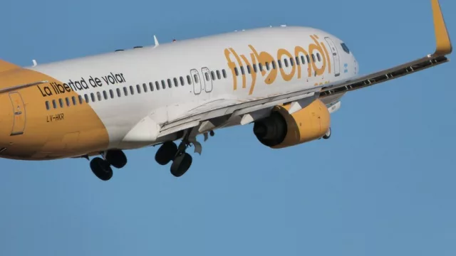 Flybondi.com celebra las mejoras en el ILS de El Palomar (sigue con 4 aviones, espera el 6º)