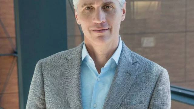 Luis Malvido convoca a los gremios para discutir el futuro de Aerolíneas Argentinas (¿aprenderán de la UOM?)