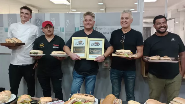 Los tres mejores lomitos cordobeses (probados y aprobados por un jurado de notables, entre ellos InfoNegocios)