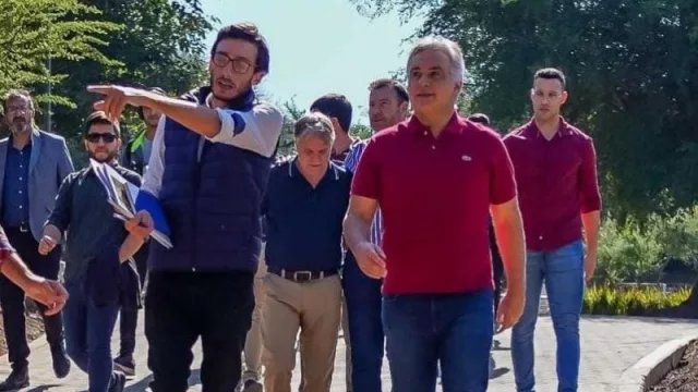 Jerarquizan el ingreso al Botánico con luminarias solares, un nuevo parquizado y adoquinado