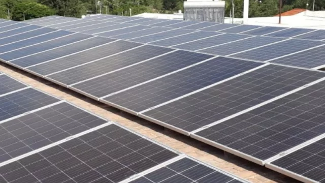 Así funciona CheapSun, el climatizador solar de piletas (con el que podés estirar el verano)