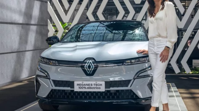 Gabriela Sabatini se sube a los nuevos eléctricos de Renault Argentina (será la nueva embajadora de la marca e-tech)