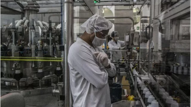 Sorprende profundidad del parate industrial: cayó 8,1% y es generalizado