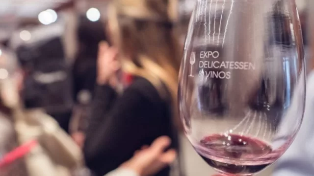 Neuquén presenta su oferta gastronómica y turística en la Expo Delicatessen & Vinos 2023 en Córdoba