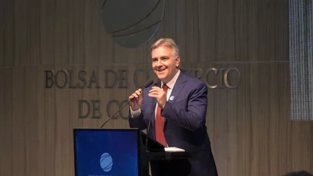 Para Llaryora, Córdoba debe recuperar los US$ 3.000 millones que se van por las retenciones al agro (“El mundo promociona la exportaciones y Argentina castiga”)