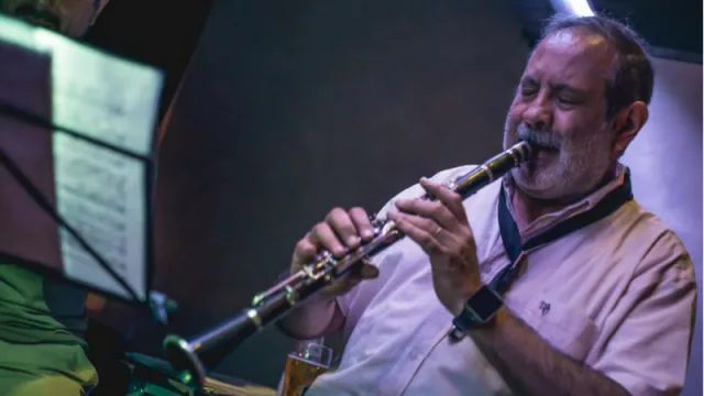 Pacho Castillo, creador de la Small Jazz Band y de la jam de hot jazz que toca todos los jueves en Brindisi Bar.