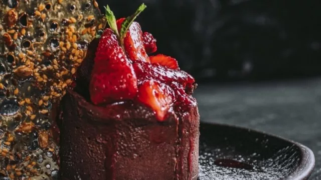 SushiClub presentó sus nuevos productos de estación (ensaladas, piezas fusión, postre vegano y más)