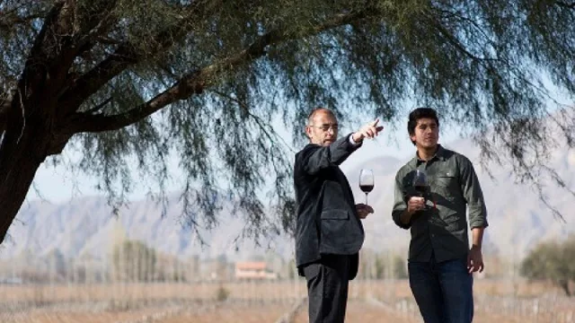 Convenio de cooperación para el fomento del “Vino Argentino Bebida Nacional”