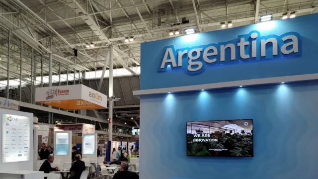 Avanza la producción nacional de durmientes de plástico