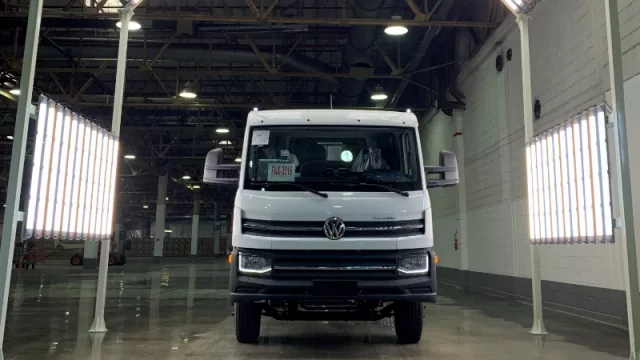 Ya está el primero: Volkswagen Group Argentina presentó el primer camión ensamblado en el Centro Industrial Córdoba