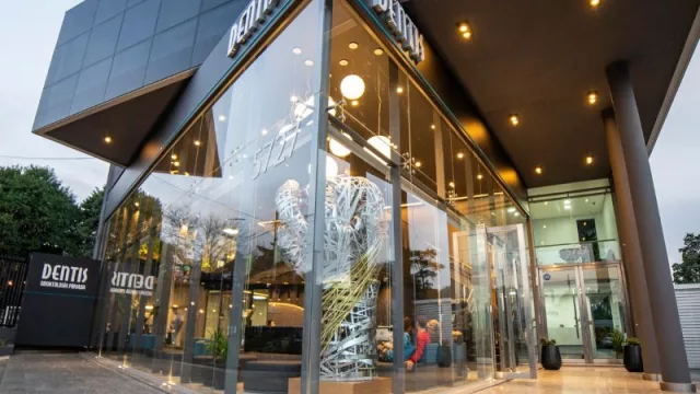 Con una sonrisa, Dentis inauguró su tercera clínica en Córdoba (de allí intentarán “saltar” al interior de la provincia)