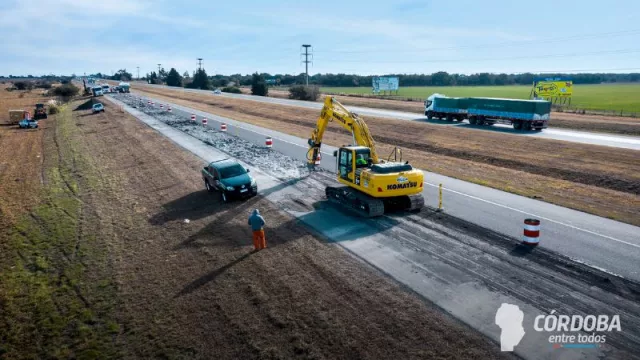 Autopista Córdoba-Pilar: comenzó la rehabilitación de la calzada sur