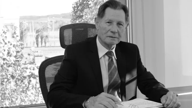 Luis Milajer, asesoría general. Foto: Marco Cabral