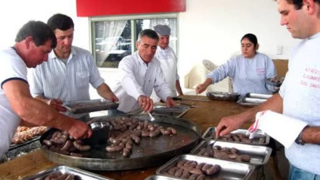 Colonia Caroya celebra la Fiesta del Codeguín en su 40° edición