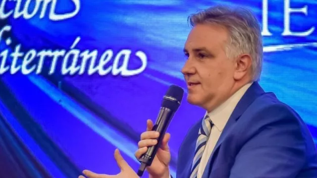 Con qué sueña Llaryora (y con qué no puede ilusionarse): promoción industrial, sí; exención de II.BB., no