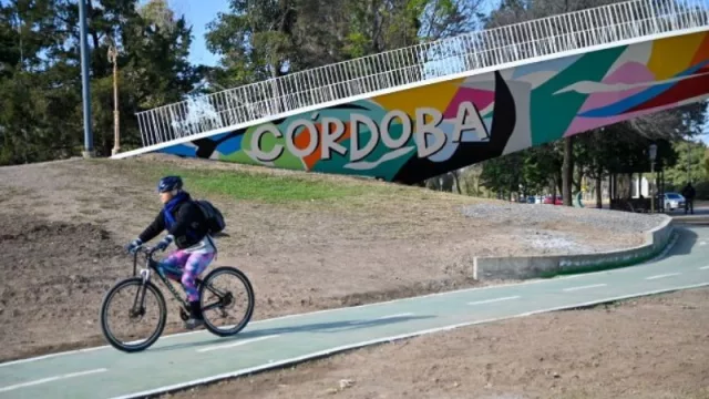 La nueva ciclovía del Parque Sarmiento vincula dos tramos claves de la ciudad