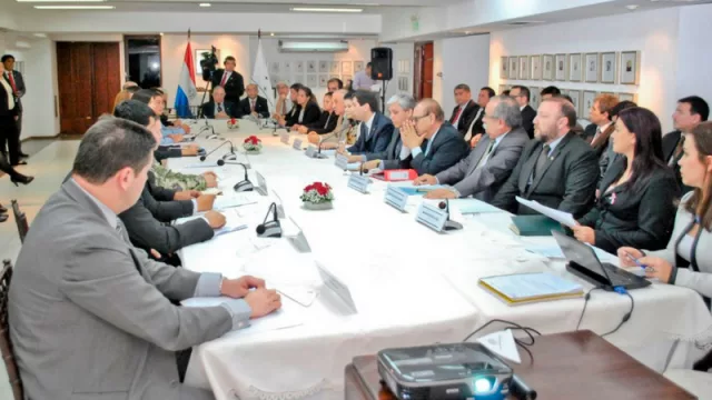 Autoridades se preparan para la reunión de jefes del Mercosur