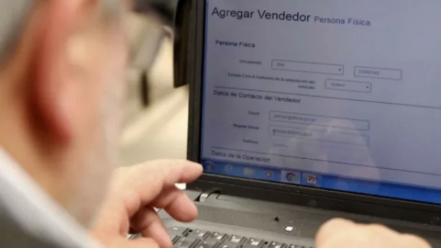 Cómo ahorrar tiempo y plata en la transferencia del auto que vendés (o comprás) en 4 pasos