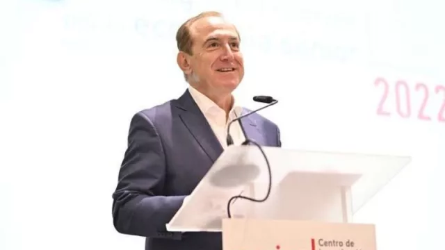 Teleasistencia: Cataluña alcanza el podio de CCAA con mayor atención a personas sénior (y es la segunda con mayor porcentaje de electores mayores de 55 años)