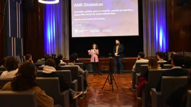Economía apuesta por el talento argentino y reúne a los 121 seleccionados del programa Dinámicos