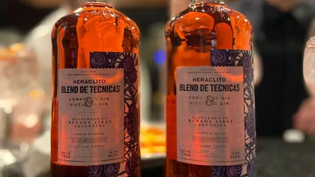 Se presentó en Córdoba “Blend de Técnicas”, el nuevo gin que se impone en el mercado (y busca reinventar los cócteles)