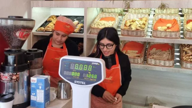 Como pan caliente: Santander otorga créditos de $ 500.000 para la apertura de panaderías sociales (quiere abrir 10 en Córdoba)