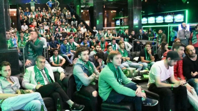 Heineken trajo la final de la Uefa Champions League a CABA, Córdoba y Rosario (aquí en Palacio Alsina)