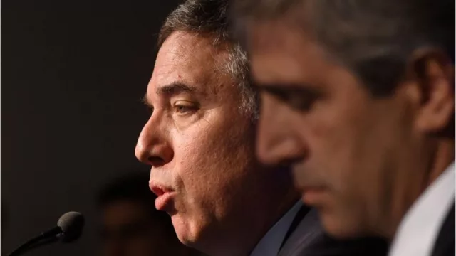 Esperan menos crecimiento para este año y ya preparan más ajuste fiscal para 2019