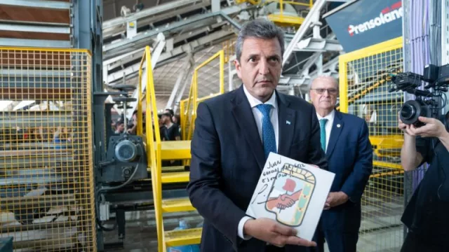 “Para generar confianza en la moneda hay que aumentar las exportaciones” (Massa en diálogo con InfoNegocios)