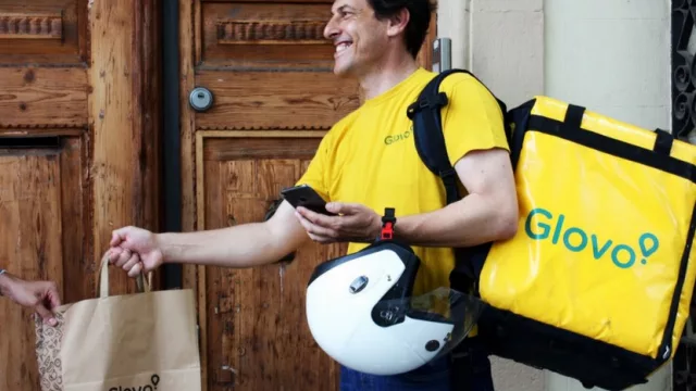Los “glovers” ya se ven en Córdoba (cómo sumarse a Glovo, el “Uber de la cadetería”)
