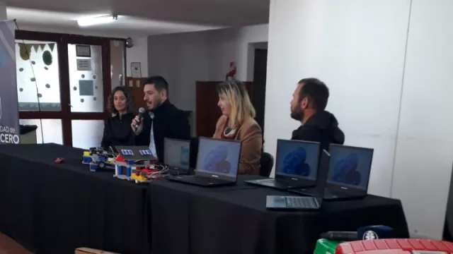 Río Tercero lanza Educar Robótica: los docentes suman fundamentos de ingeniería mecánica y electrónica