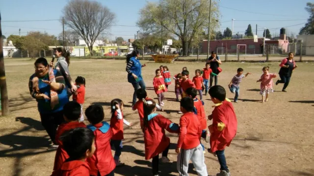 Llamado a concurso público para docentes de educación física en jardines maternales