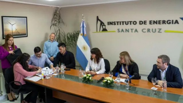 YPF se adjudica dos nuevas áreas en Palermo Aike para ampliar la campaña en el no convencional