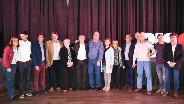 Mestre firmó convenios culturales, turísticos y para fomentar el gobierno abierto con 10 municipios y comunas