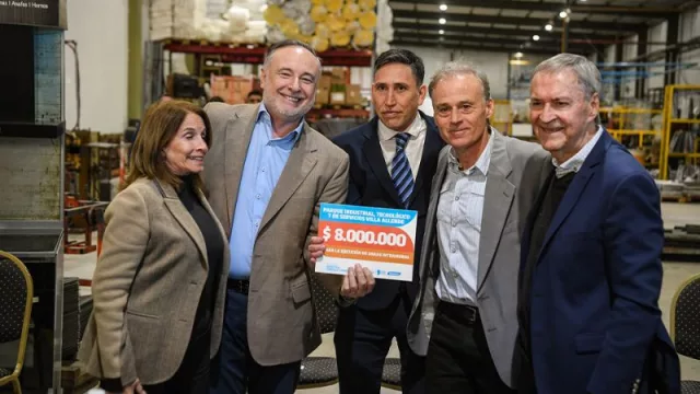 El gobernador Schiaretti inauguró el parque industrial de Villa Allende