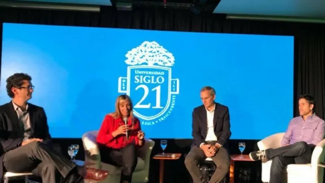 Julian Cook: “Lopetegui me dijo que Flybondi no iba a andar” (siguen peleando para eliminar la banda tarifaria)