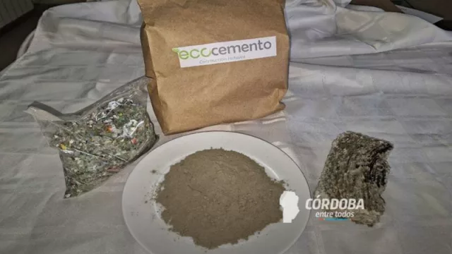 Concurso Ideas Emprendedoras 2023: emprendimiento que obtuvo el segundo puesto elabora ecocemento