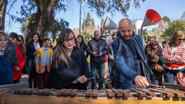 El Jardín de los Sentidos se encuentra en Av. Valparaíso esq. Chile.