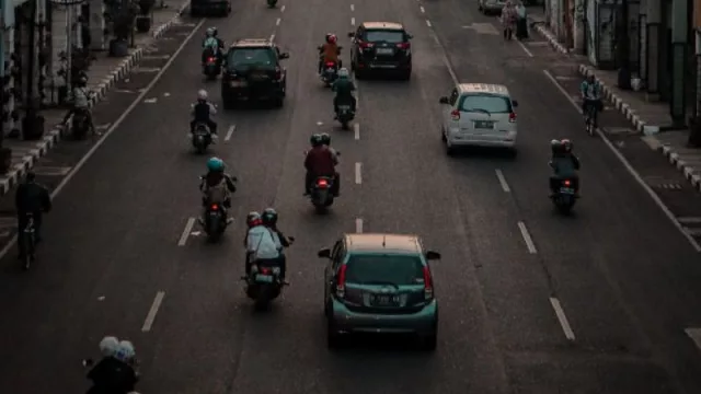 Crece el patentamiento de motos, cae el de autos: 43.000 motovehículos vs 39.000 autos y utilitarios en agosto