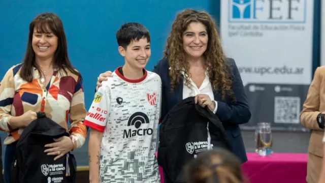 Conmebol destacó la creciente presencia de mujeres en el fútbol de alta competencia.