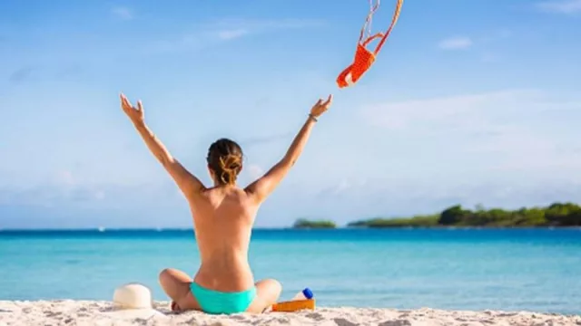 El renacer de la desnudez: el boom de Haulover Beach y las playas nudistas en la Florida