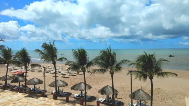 Una de las playas de Maragogi vista desde uno de los hotel 5 estrellas de la localidad.