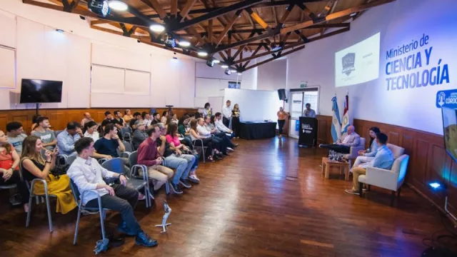 La participación es gratuita.