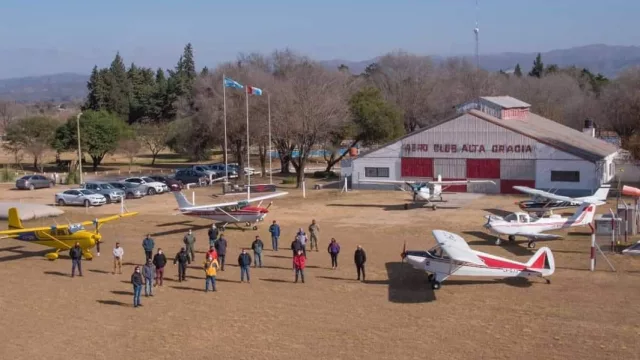 Histórico: Alta Gracia será sede de "Defensores de nuestros cielos" (ocho horas de show, foodtrucks, y exhibiciones con 15 aeronaves)
