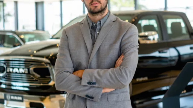 Autocity en cuenta regresiva para abrir un salón Volkswagen de 2.000 m2 (cuántos autos venden al mes sus vendedores estrella)