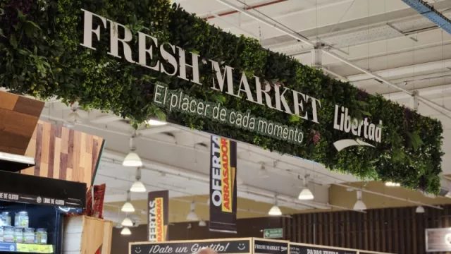 En Libertad Fan hay un gran espacio de Fresh Market, la marca y el concepto que Libertad ya opera en formato independiente en CABA.